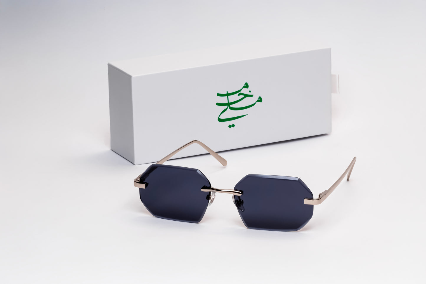 نظارات مخملي