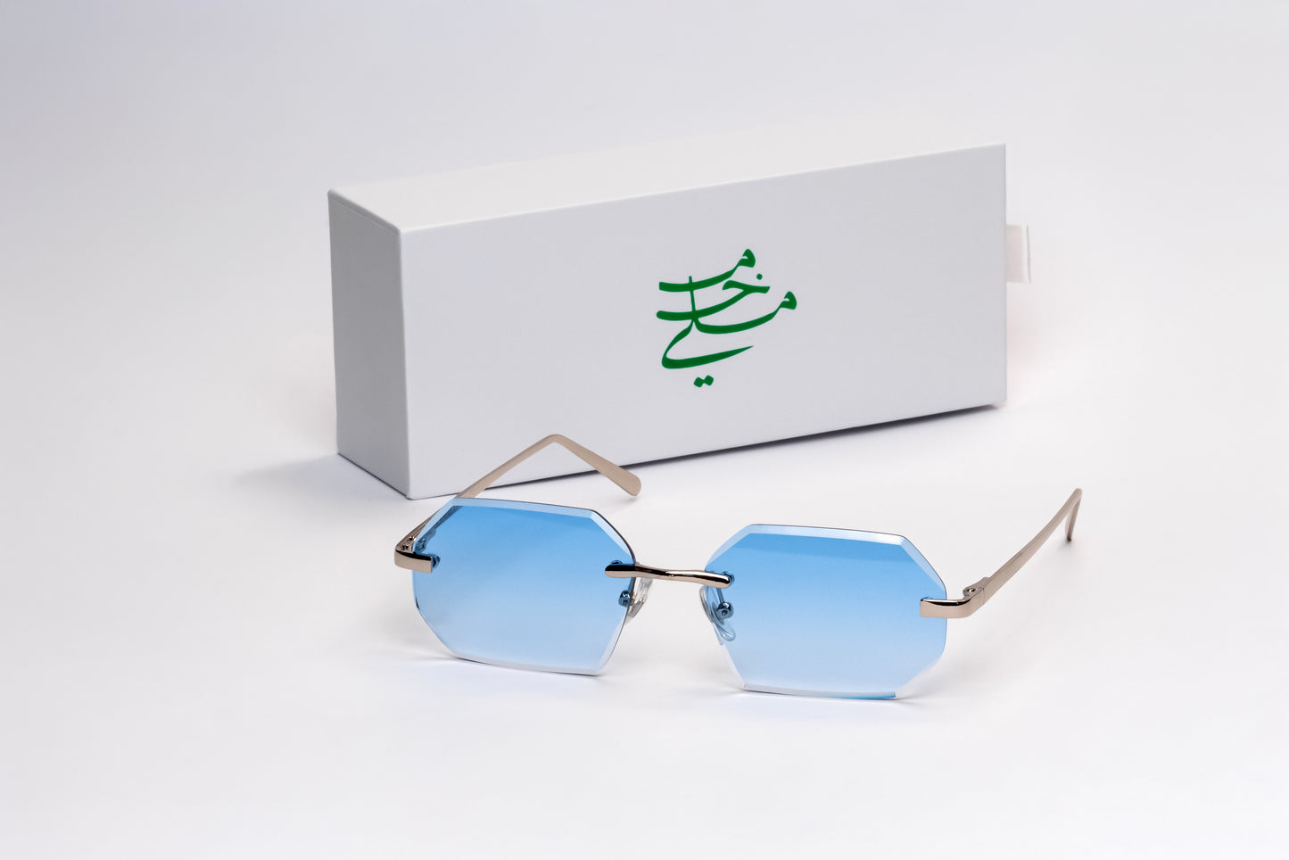 نظارات مخملي
