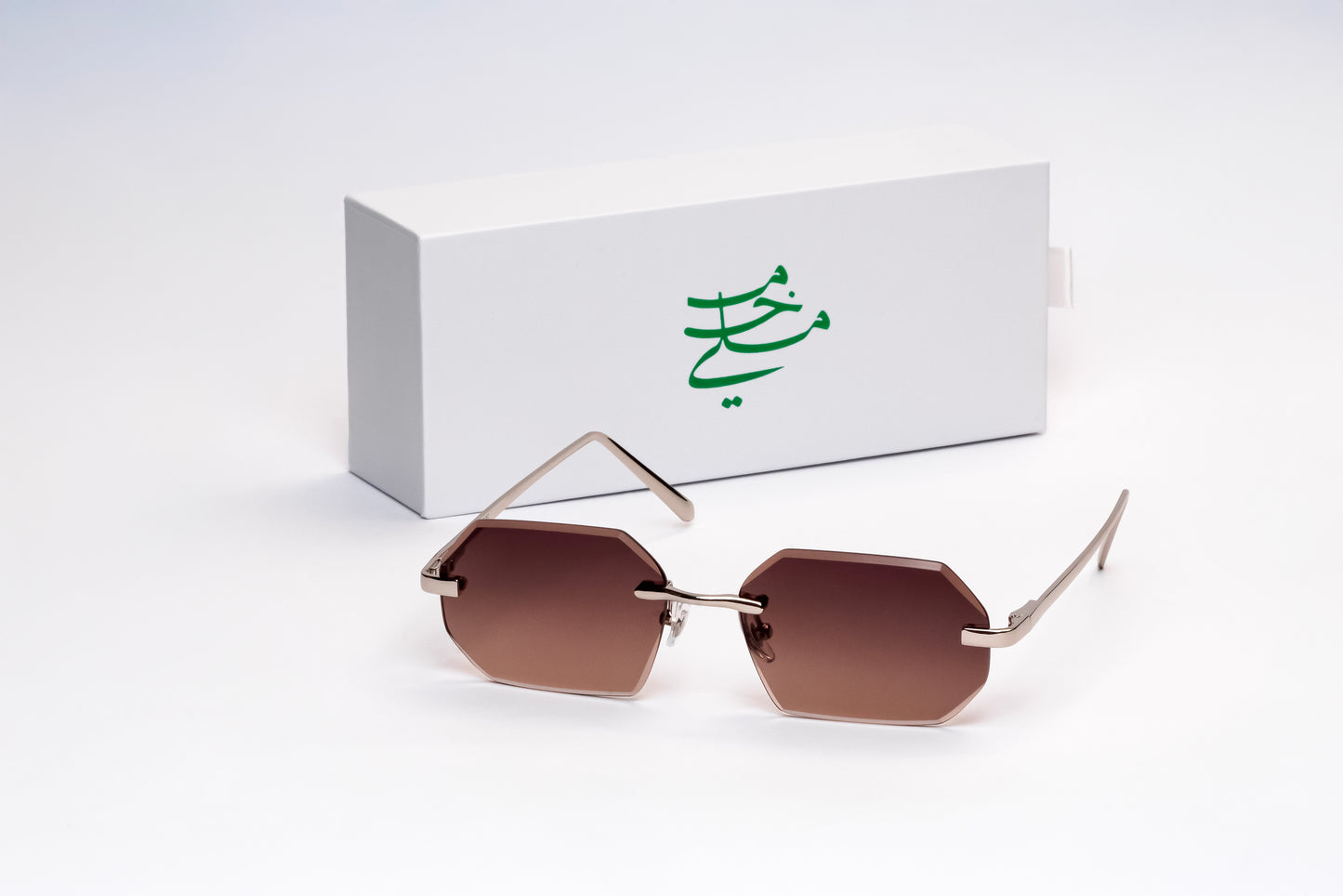 نظارات مخملي